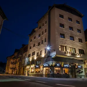 Victor Hotel