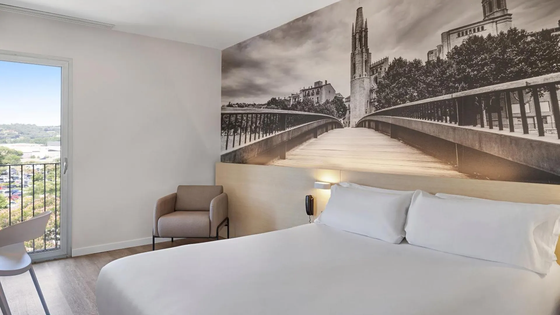 B&B Hotel Girona 3 サルト