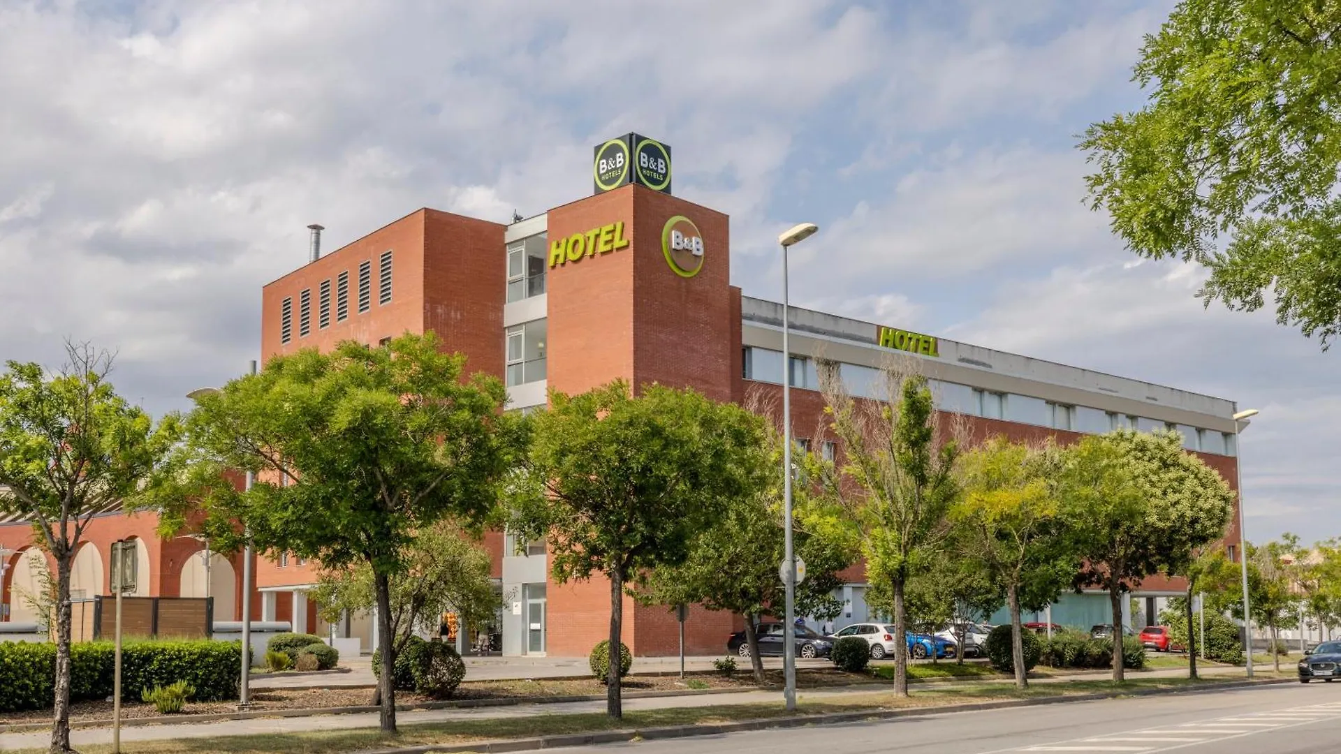 B&B Hotel Girona 3 サルト