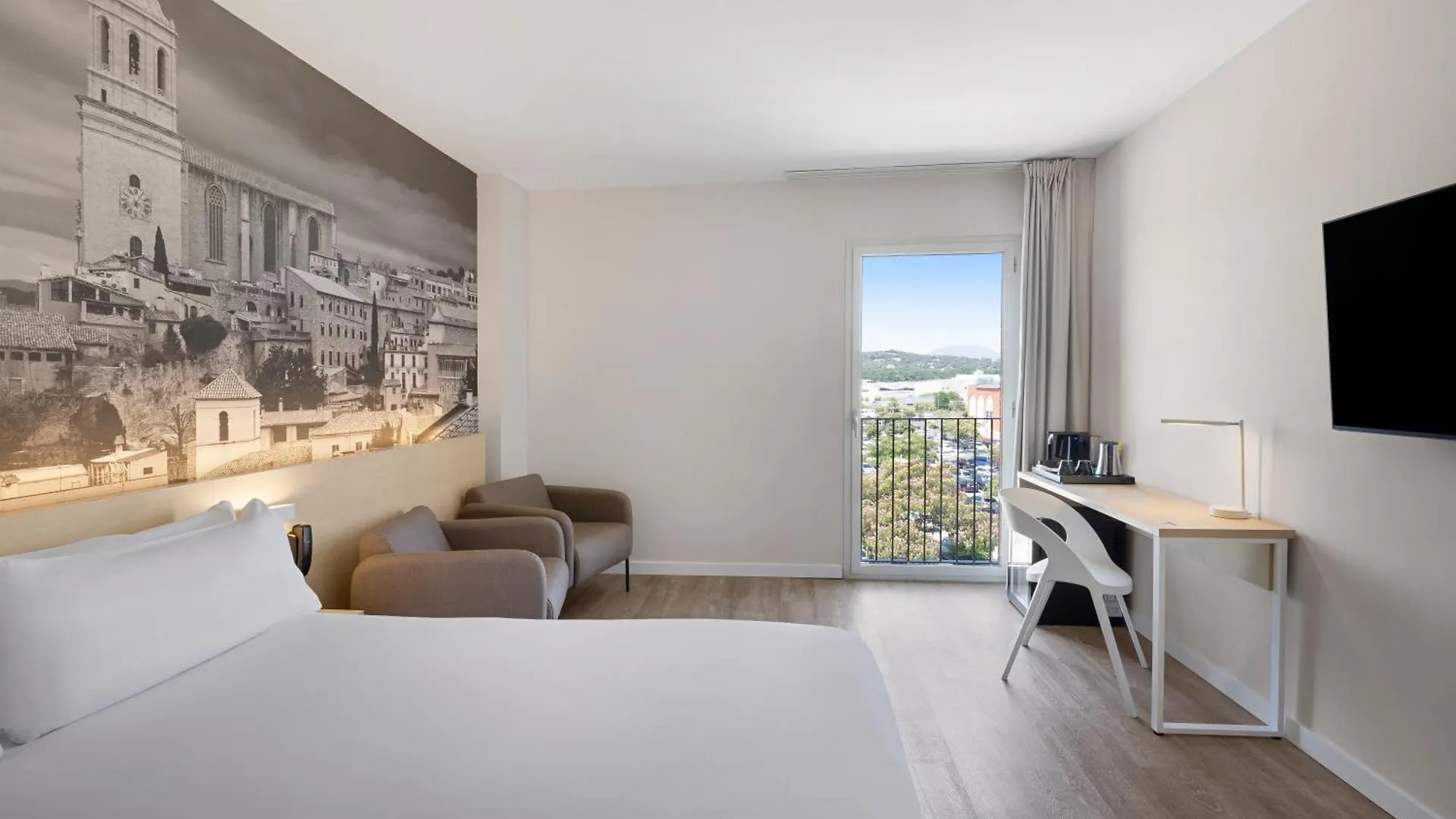 B&B Hotel Girona 3 サルト