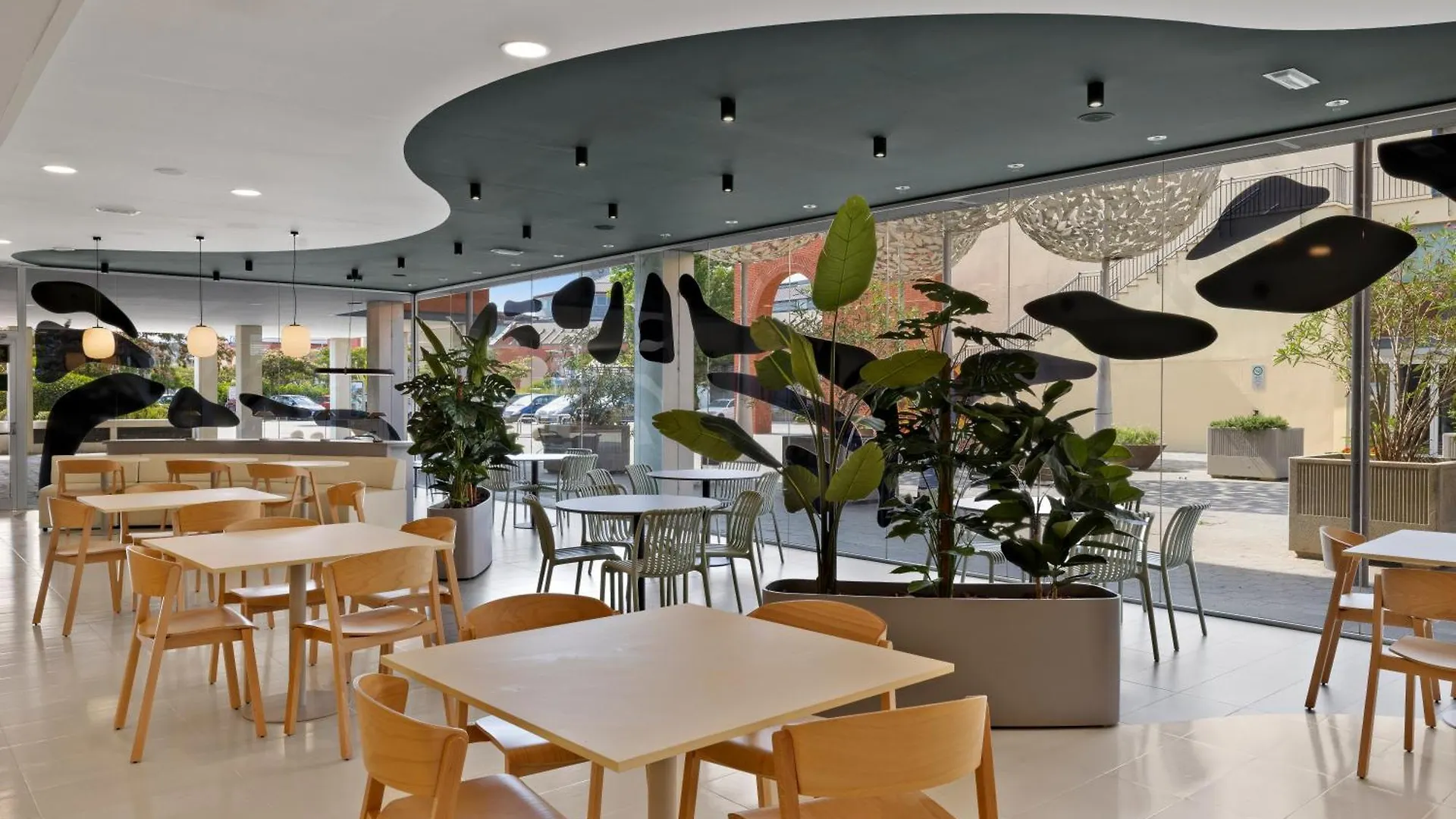 B&B Hotel Girona 3 サルト