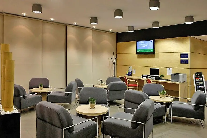 B&B Hotel Girona 3 サルト